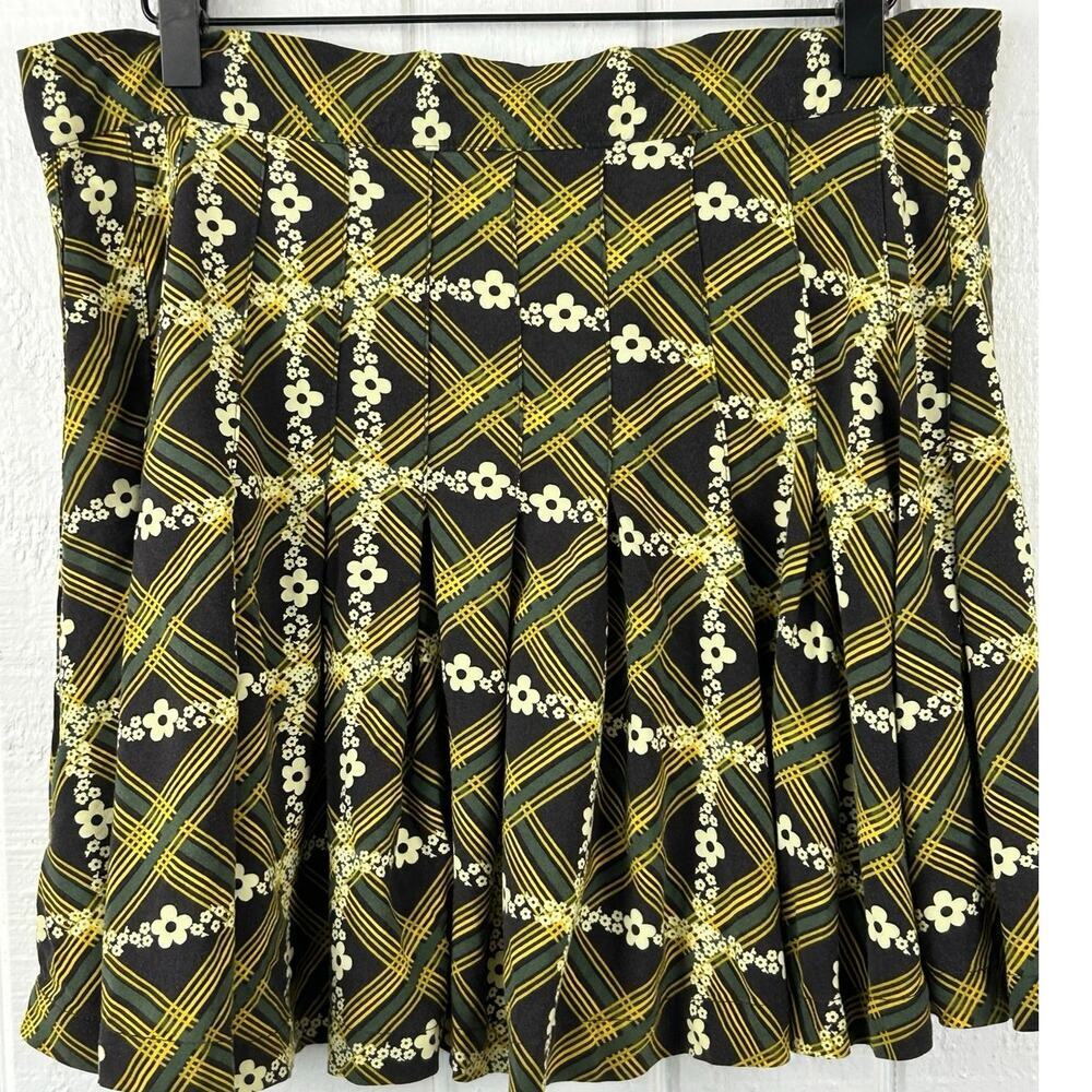 Urban Outfitters Plaid Floral Pleated Mini Skirt Retro Cottagecore M - Picture 6 of 8